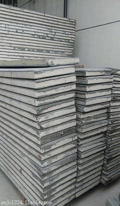 SNFS外模板现浇混凝土复合保温板 高效节能的新型建筑保温材料